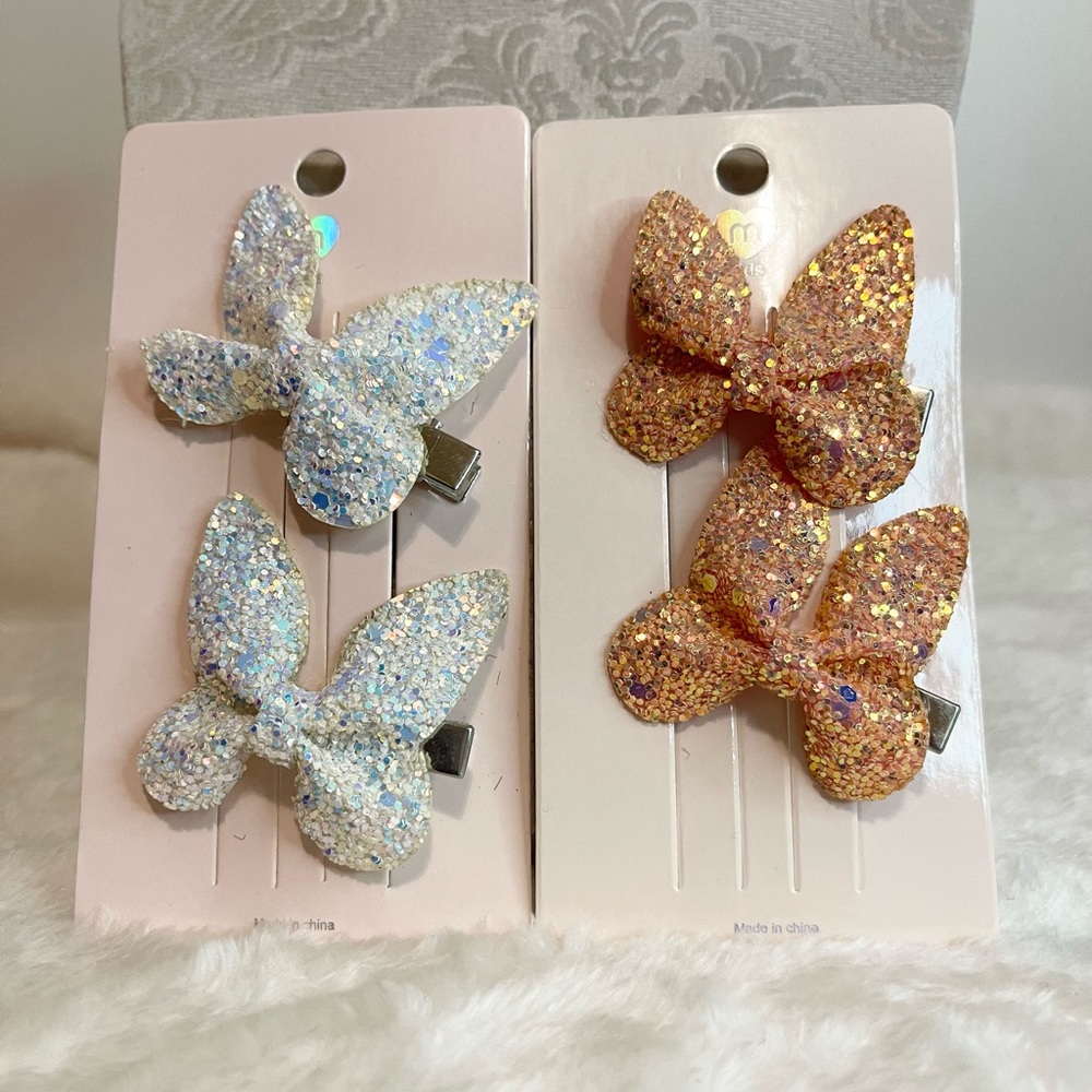 🌸 $4 little girl hair clips 2 sets